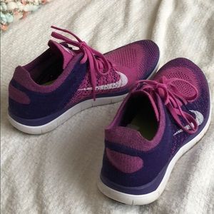 Nike free runs